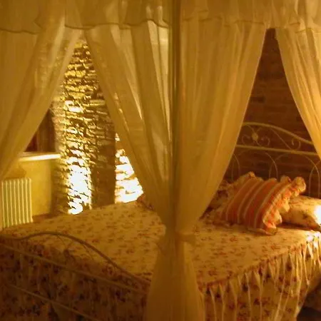 Al Pozzo Dei Desideri Guest house 2*