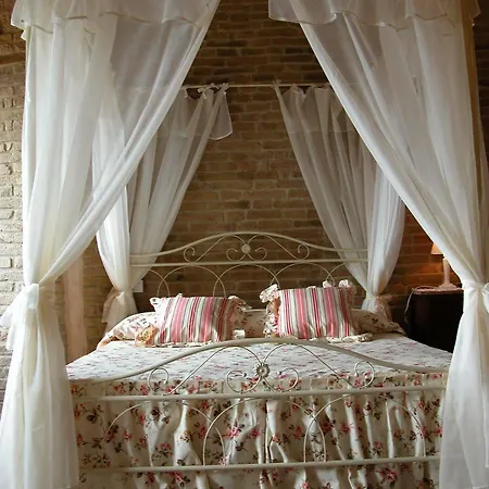 Al Pozzo Dei Desideri 2* San Gimignano